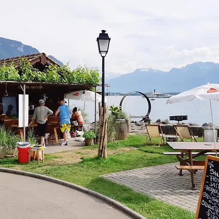2 Steps From And Montreux Center Appartement Veytaux