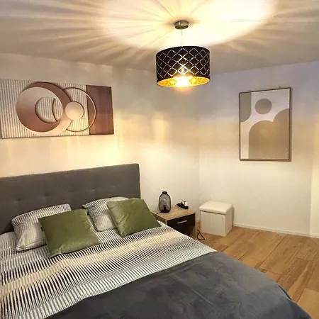 Appartement 2 Steps From And Montreux Center